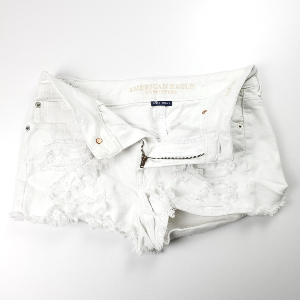 AMERICAN EAGLE OUTFITTERS | Hi Rise Shortie Women White Jean Shorts size US 4